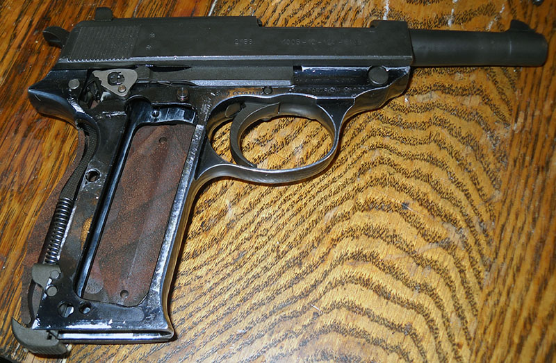 P38, right side, right grip removed